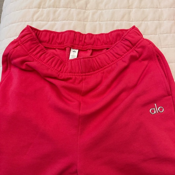 Alo pink summer crush sweatpants size M and sweatshirt size large - Picture 3 of 4